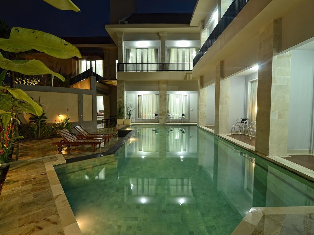 Wisma tamu Griya Sunset Kuta Kuta (Bali)